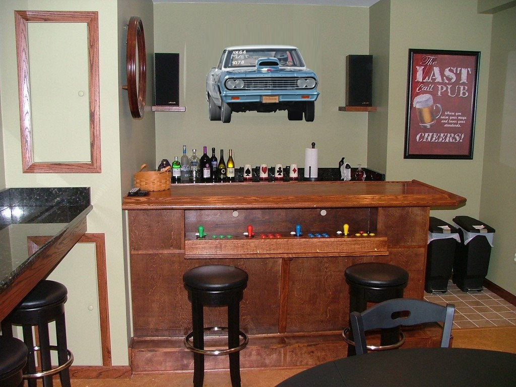 Searchlight GP Drag IV Wall Decal Cutout