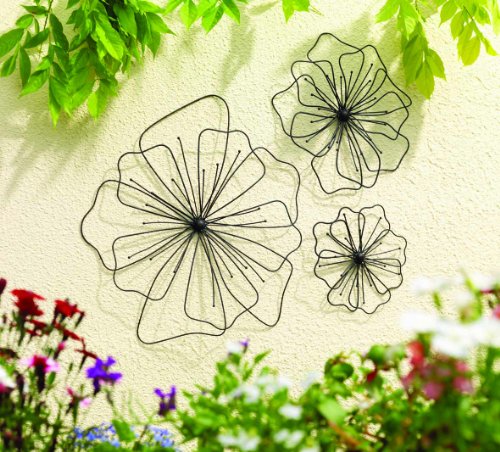 Gardman 3-Pc Poppy Metal Wall Art Installed