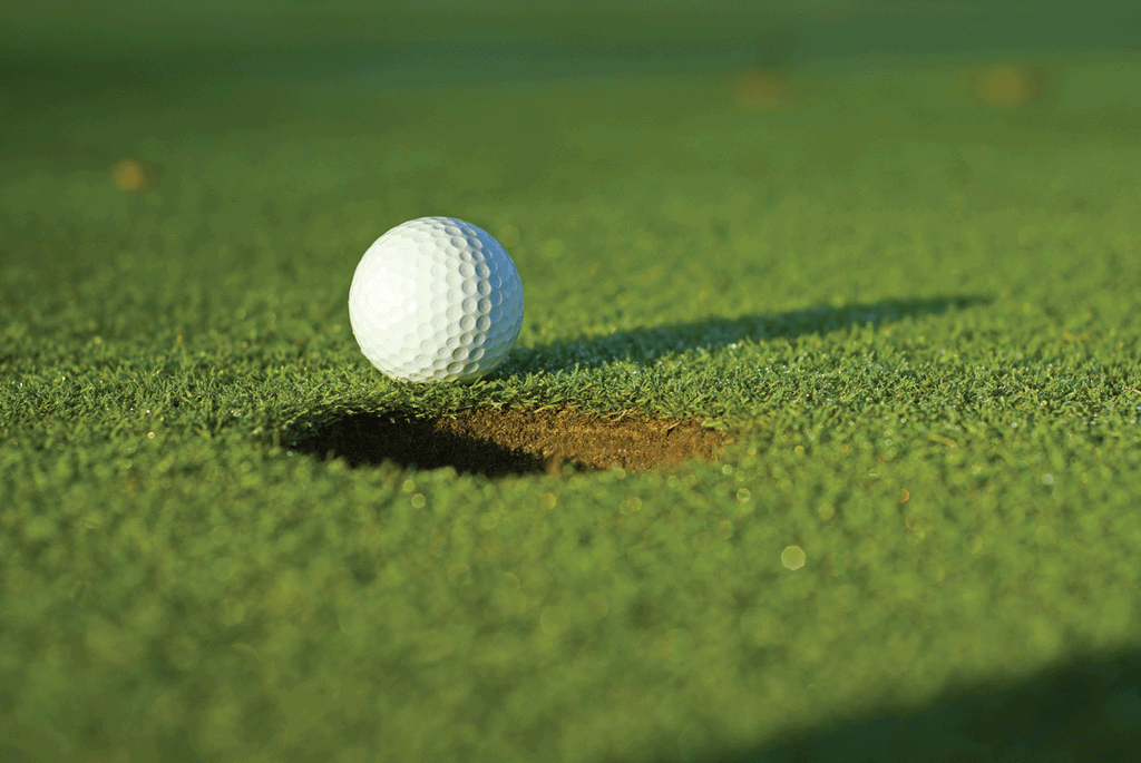 Lag Putt Glossy Poster